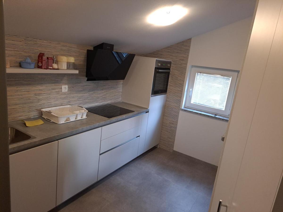 Apartman Vidas Palit Екстериор снимка