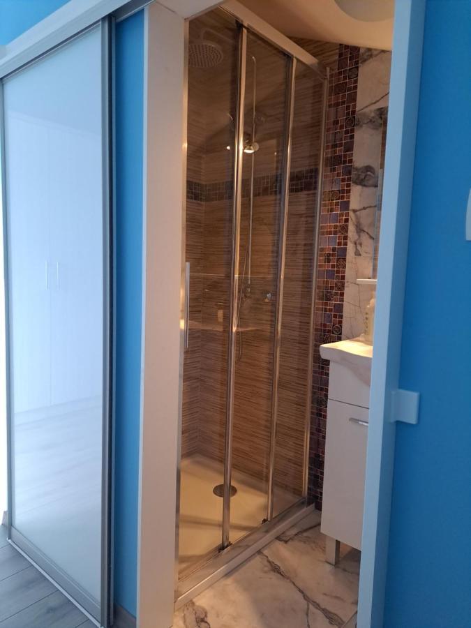 Apartman Vidas Palit Екстериор снимка